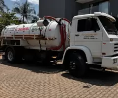 Limpa fossa e hidrojateamento