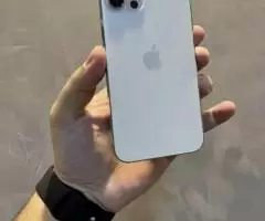 IPhone 12 Pro Max - Branco - 256GB - Único dono! Impecável