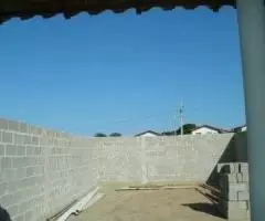 Guarapari casa nova. pronta p/ morar. parcelado, até r$ 700,00 mensal